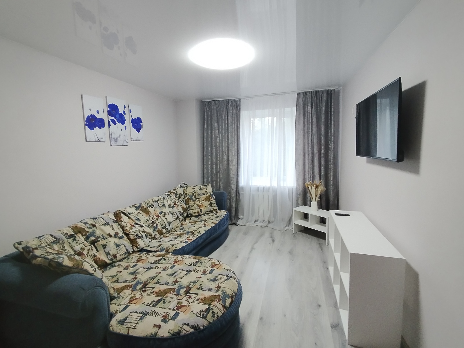 2-к. квартира, 52 м², 4/5 эт.