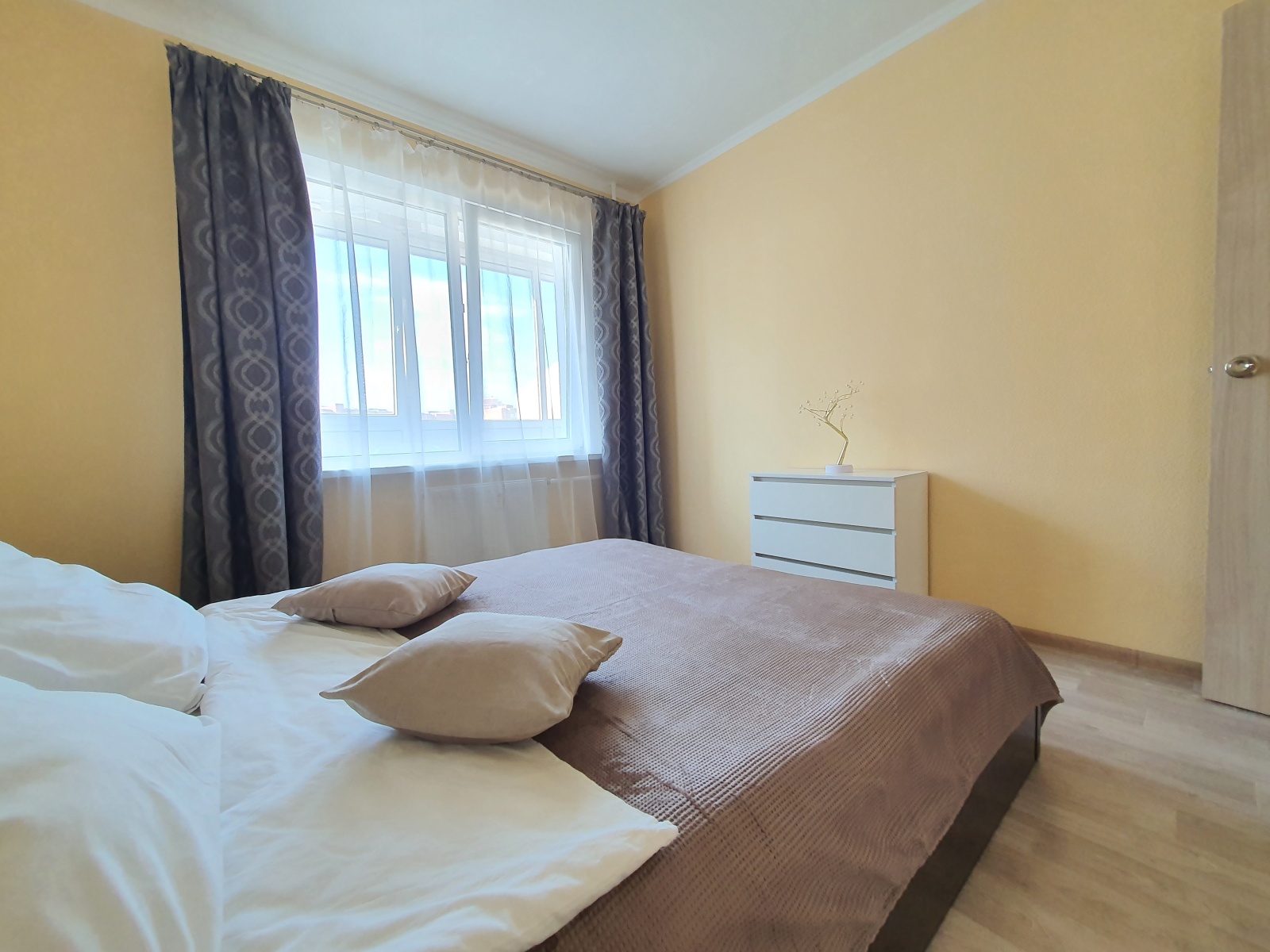 ул. Монтклер, 10 к.1, 2-к квартира
