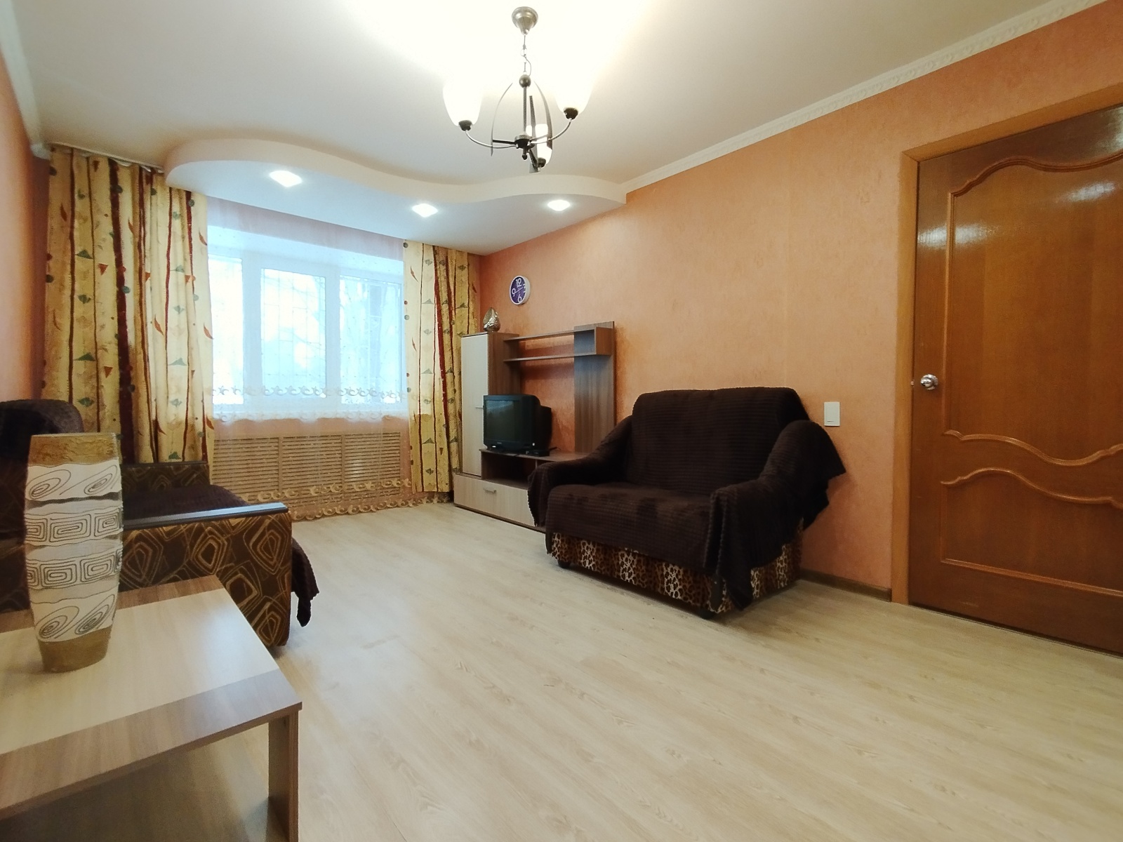 1-к. квартира, 28 м², 1/5 эт.
