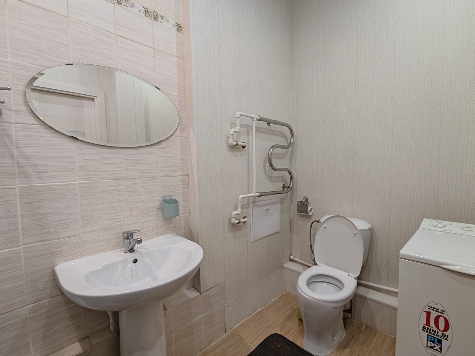 2-к. квартира, 60 м², 3/5 эт.