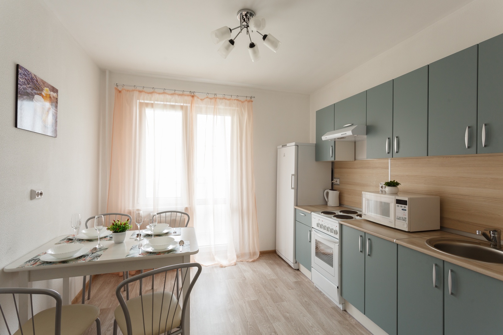 ул. Монтклер, 10 к.1, 2-к квартира