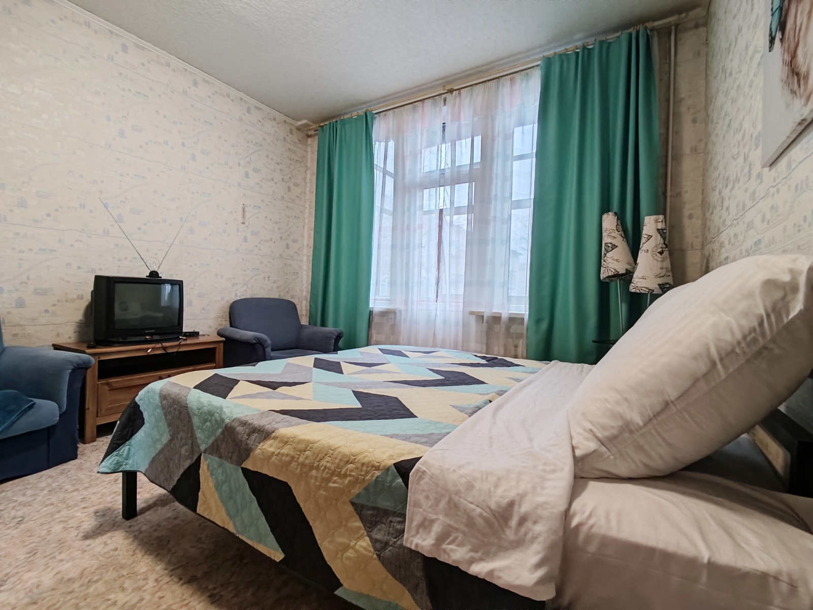 2-к. квартира, 60 м², 3/5 эт.
